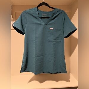 FIGS Caribbean Scrub Top